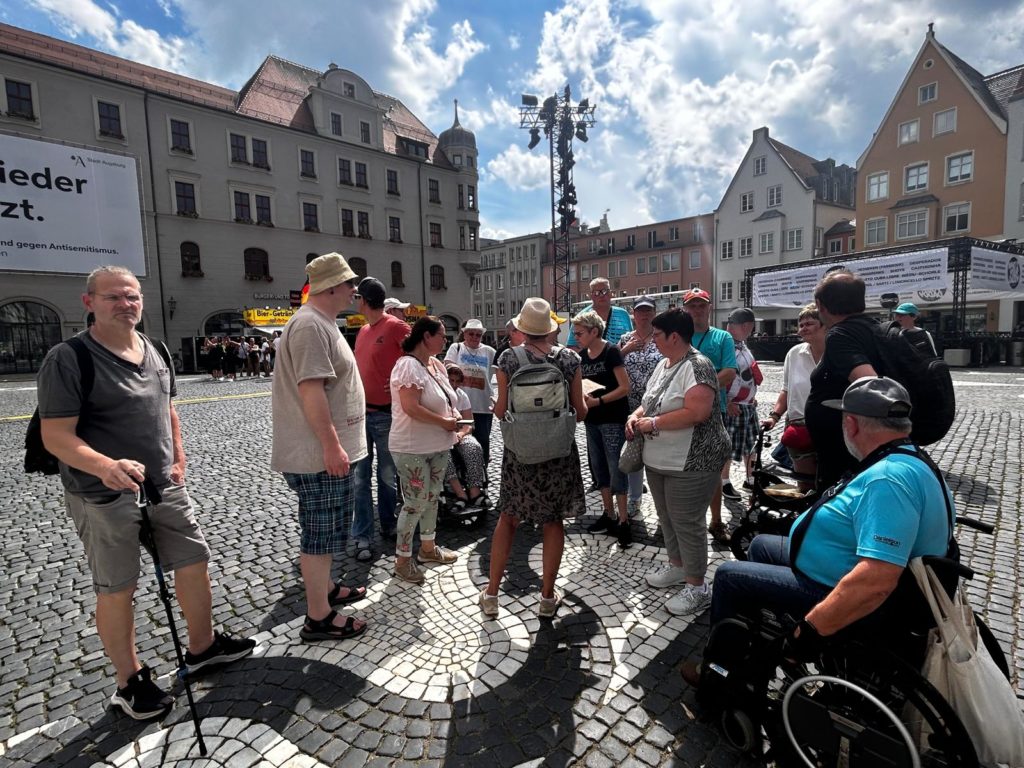 „Kabarett“ in der berühmten Augsburger Puppenkiste und wir sind dabei