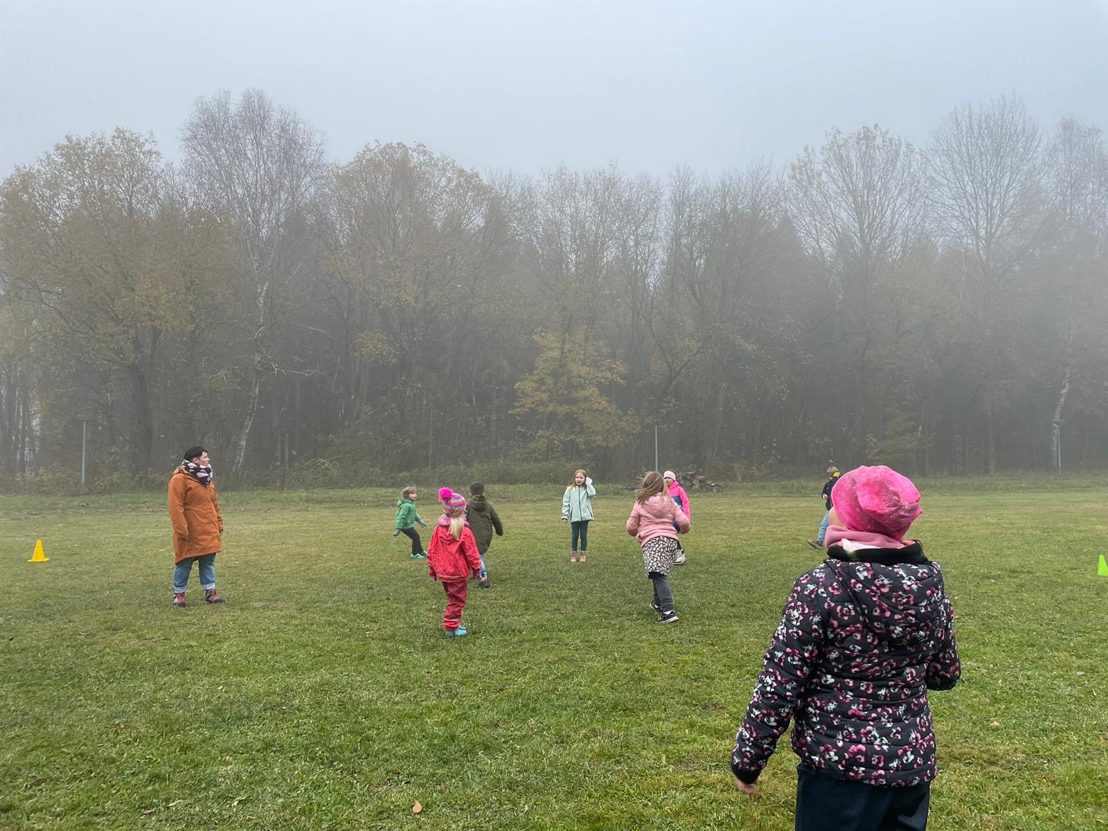 Spielenachmittag im Herbstwald für unsere Hortkinder