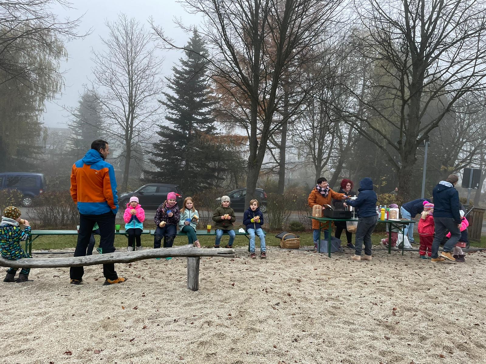 Spielenachmittag im Herbstwald für unsere Hortkinder